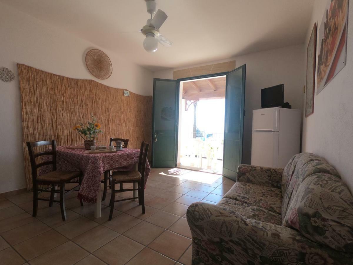 Appartamento Sul Mare Torre Pali Exteriör bild